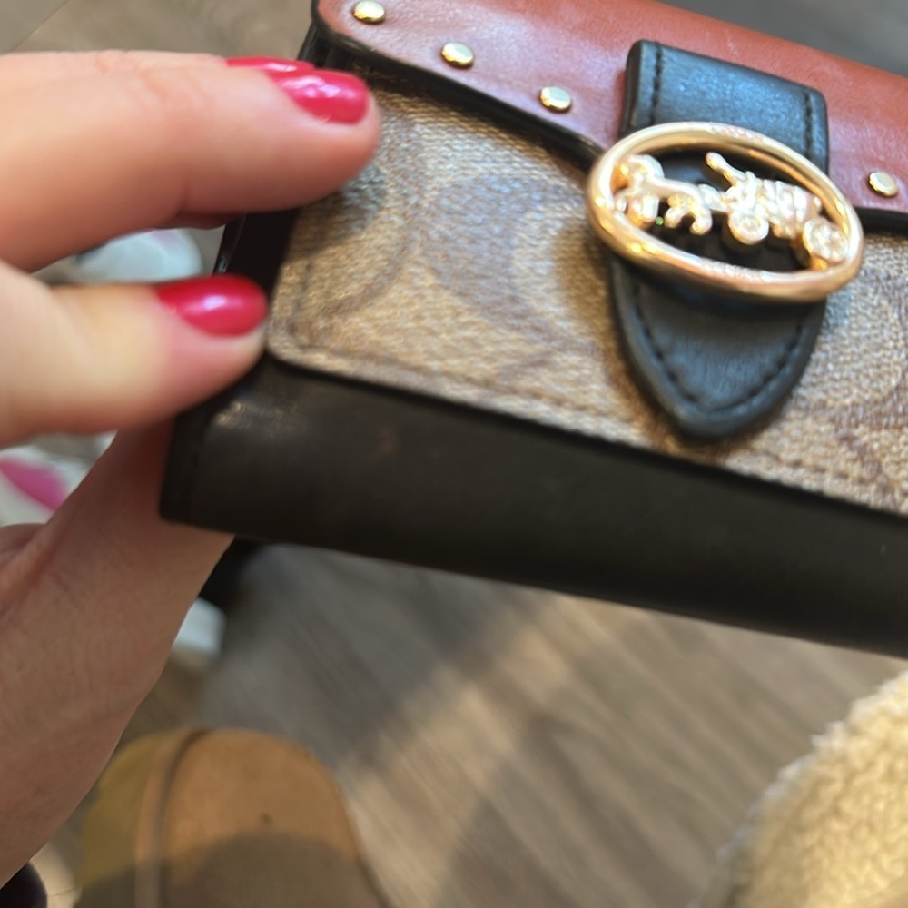 Coach Georgie Wallet Rivet - Picture 13 of 15